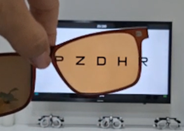 Óculos com lentes polarizadas